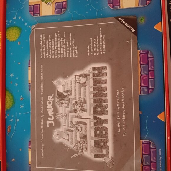 Ravensburger Labyrinth Junior Board Game Classic Maze Ages 5-8 Castle Fun - Picture 2 of 5
